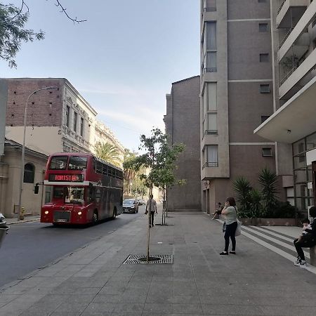 Una Habitacion Privada Con Bano Privado En Centro Historico Santiago de Chile Exteriör bild