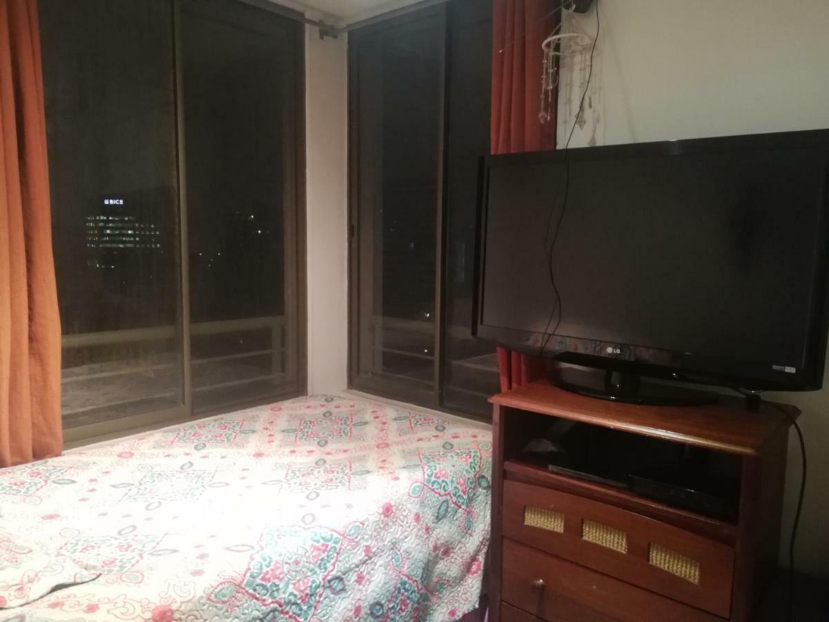 Una Habitacion Privada Con Bano Privado En Centro Historico Santiago de Chile Exteriör bild