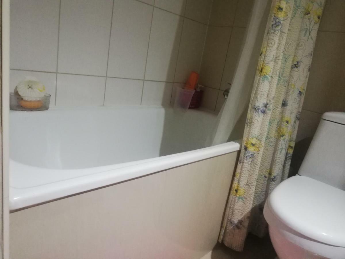Una Habitacion Privada Con Bano Privado En Centro Historico Santiago de Chile Exteriör bild