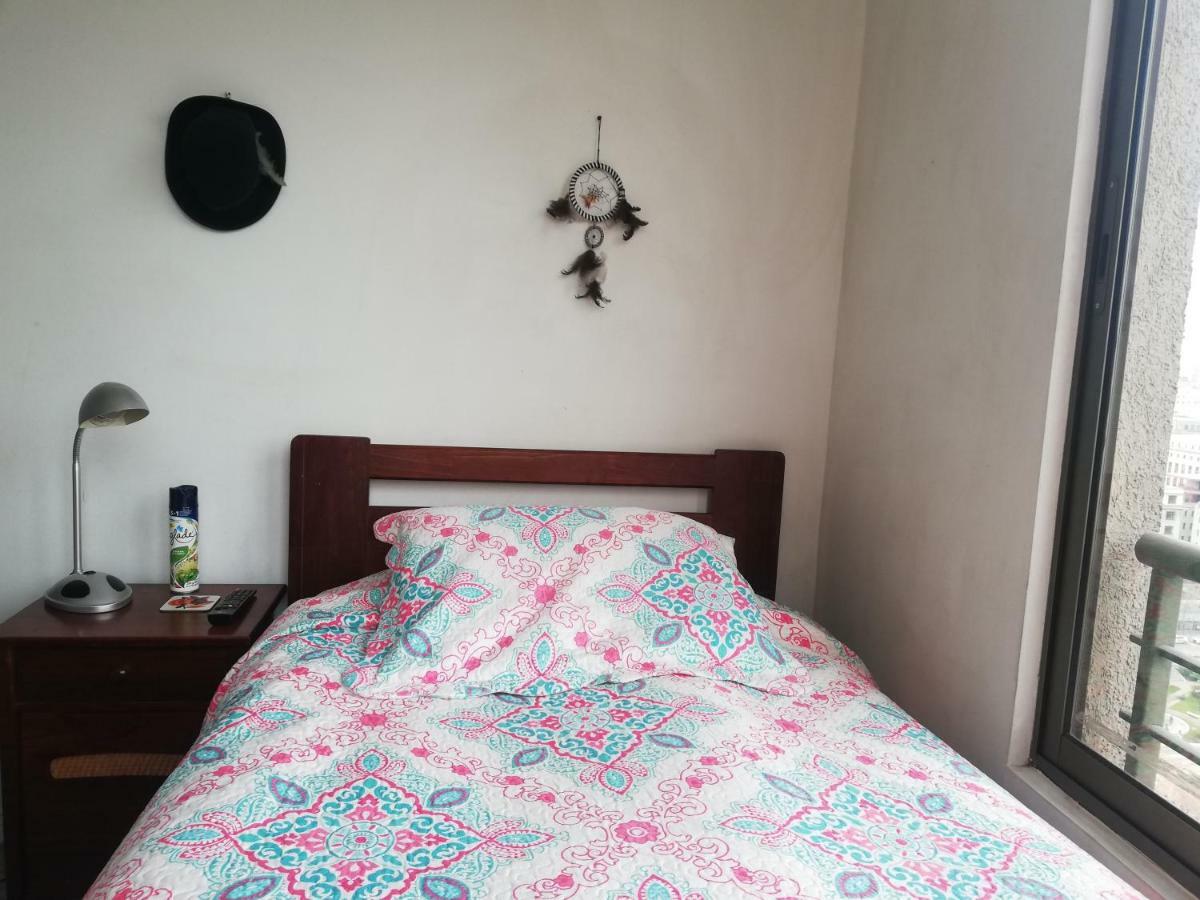 Una Habitacion Privada Con Bano Privado En Centro Historico Santiago de Chile Exteriör bild